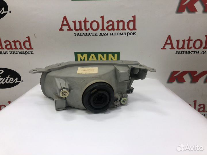 Фара передняя правая Toyota Corolla AE100 95-97