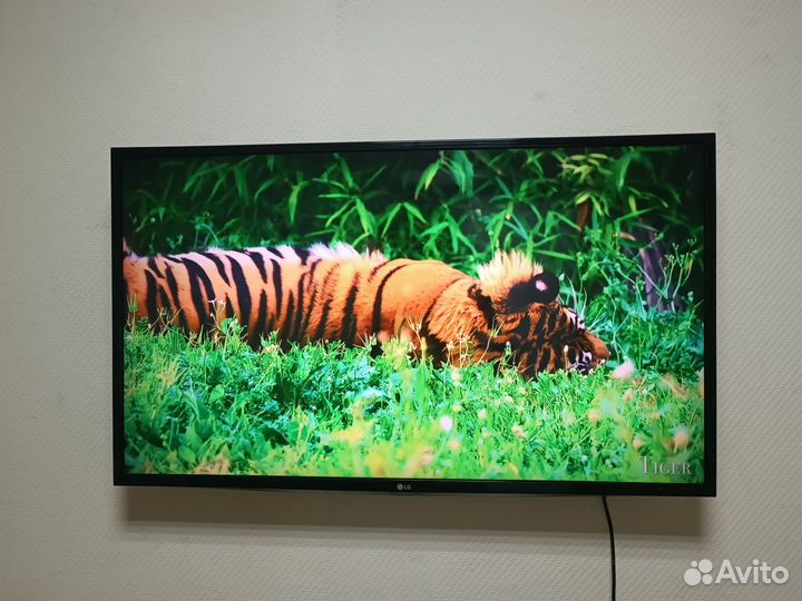 Телевизор LG SMART tv