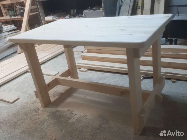 Садовые качели из дерева