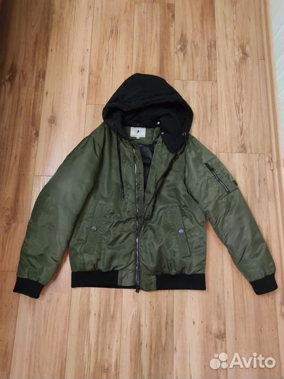 Бомбер APP темно-зеленый