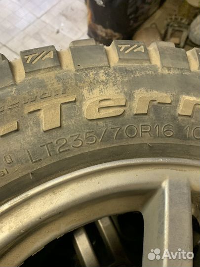 Bfgoodrich G-Force Stud 235/70 R16