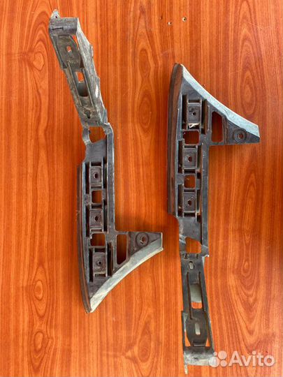 Кронштейн бампера Vw Touran minivan BSE 2006