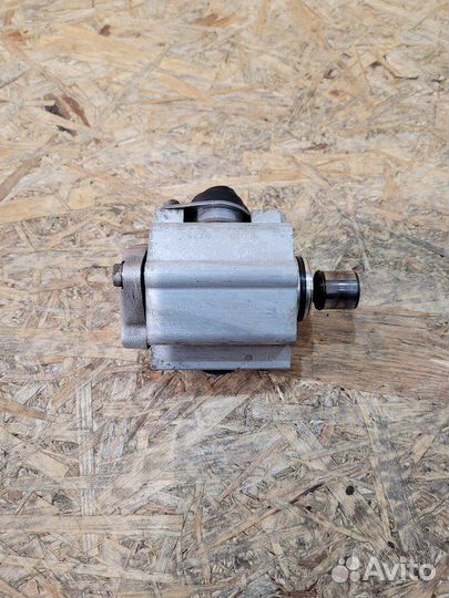 Насос топливный высокого давления (тнвд) Audi A3 8