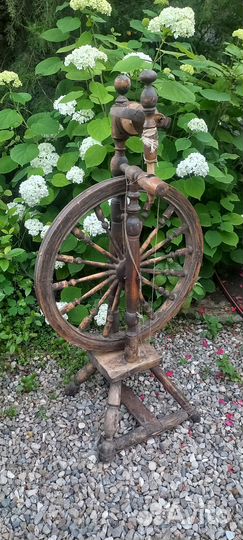 Прялка деревянная старинная