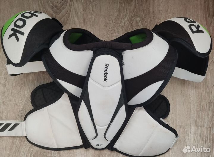 Панцирь хоккейный