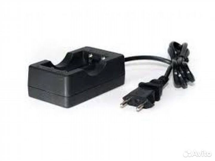 Универсальное зарядное устройство для аккумуляторо