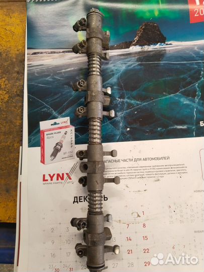 Ось газ-53 коромысел в сборе (оао змз)