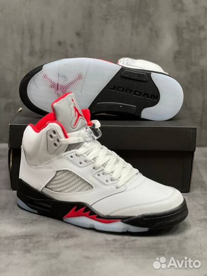 Nike Air Jordan 5 Retro Fire Red