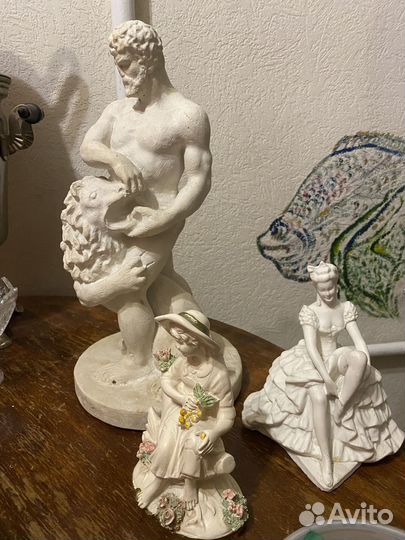 Статуэтки, фигуры из гипса