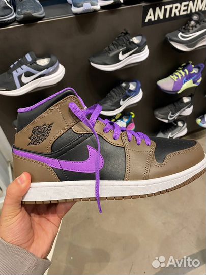 Кроссовки Nike air jordan 1 mid