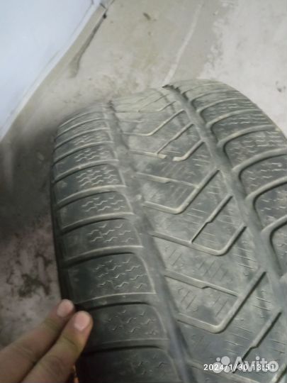Pirelli Winter Sottozero 3 235/50 R18 100V