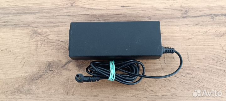 Блок питания HU10583-10001A 24V 2.5A LG 19LV2500
