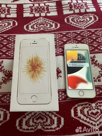 iPhone SE 32 Gold Отличный