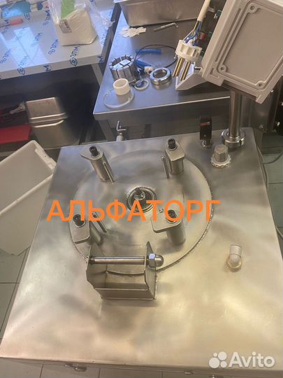 Шприц вакуумный с перекрутчиком