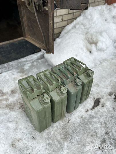 Канистра 20 литров