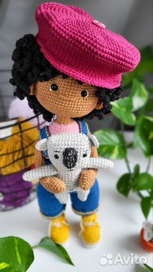 Вязаная куколка Моника ручная работа