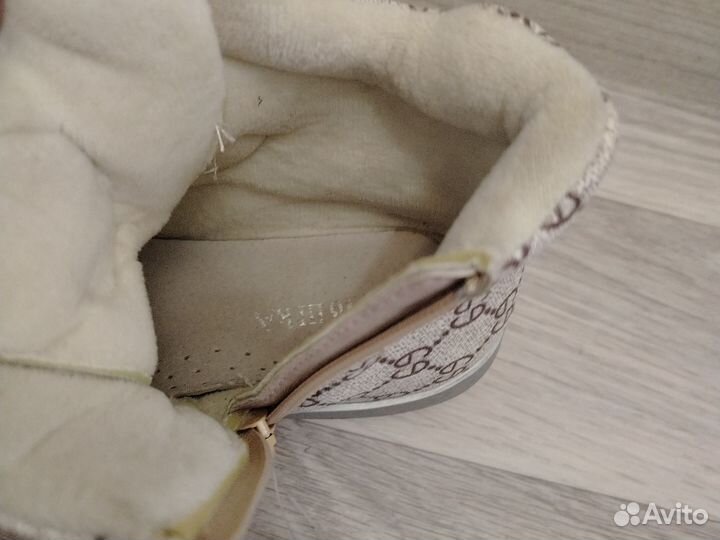 Ботинки весенние для девочки новые