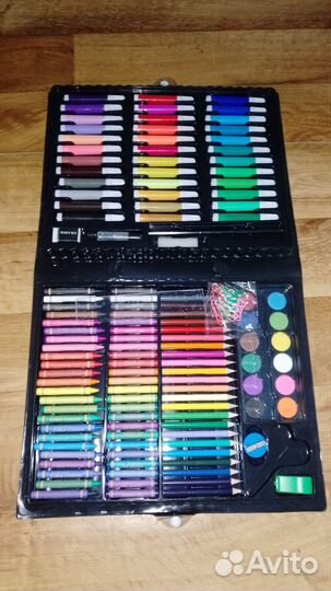 Набор для рисования в чемоданчике