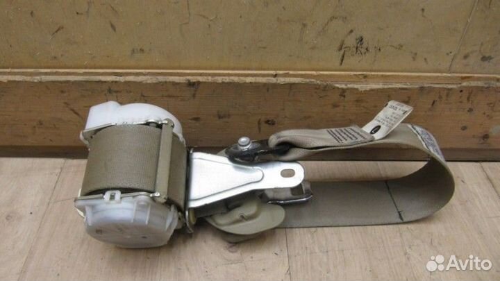 Ремень безопасности Зад лев Toyota Rav 4 2006-2013