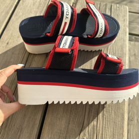 Tommy hilfiger шлепанцы, 39