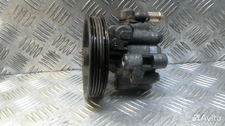 Насос гур 4431042090 Toyota RAV 4 (2000-2005)