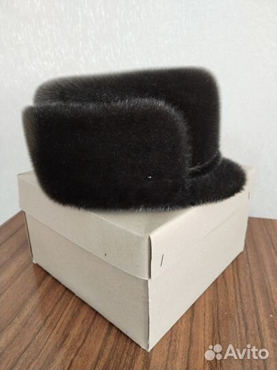 Шапка норковая мужская с козырьком