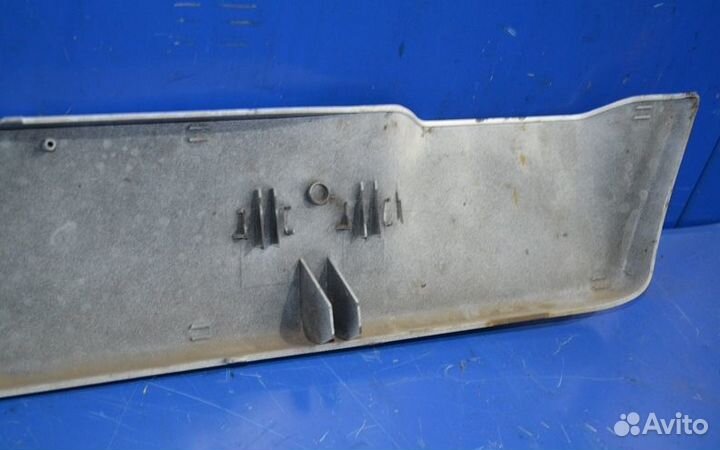 Пластиковая накладка под лобовым стеклом MAN TGA 1