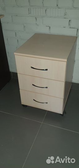 Тумба мобильная 3 ящика выбеленный дуб бу