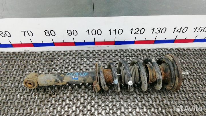 Амортизатор/стойка передняя левая Mitsubishi Monte