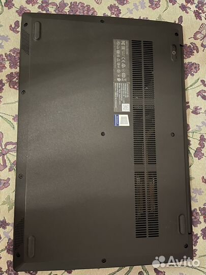 Ноутбук lenovo