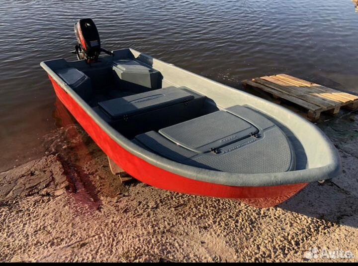 Лодка пластиковая Navigator