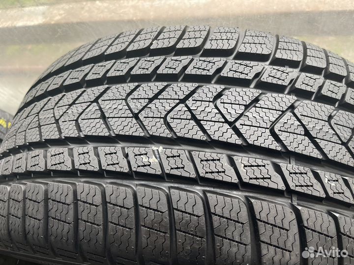 Pirelli Scorpion Winter RFT 245/45 R19 и 275/40 R19 V