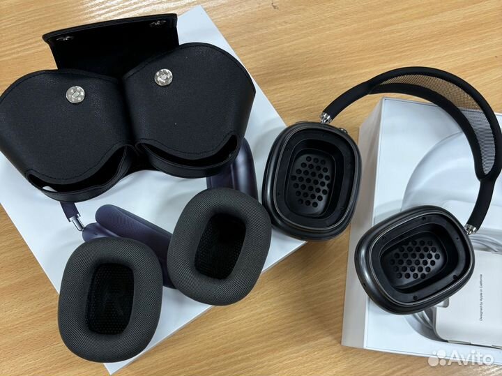 Apple AirPods max Space Grey