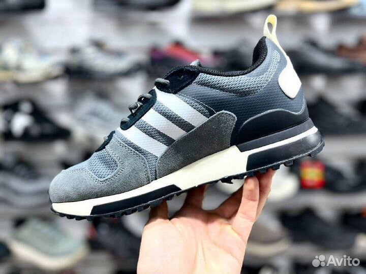 Кроссовки Adidas ZX 700