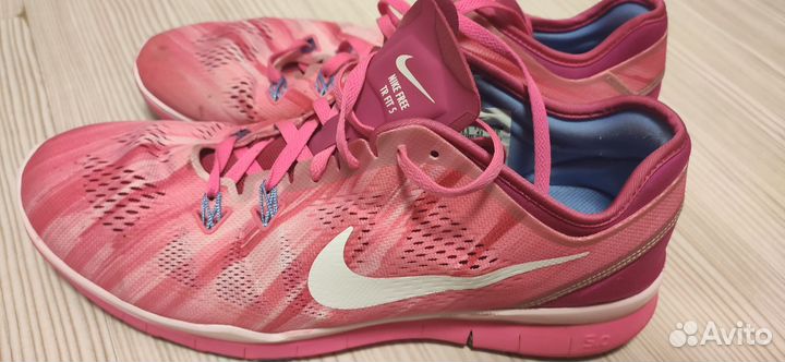 Кроссовки nike 42 размер 28см