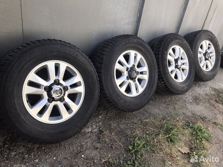 Колеса в сборе 285/65/17 Land Cruiser 200