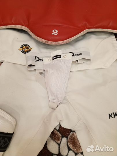 Экипировка, спортивная одежда для тхэквондо