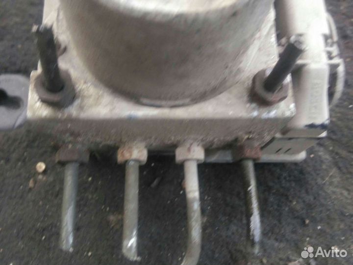 Блок ABS Nissan Primera P12 0265800334