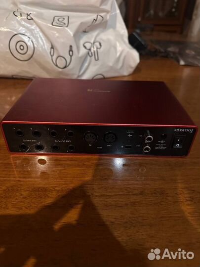 Звуковая карта focusrite scarlett 8i6 3rd gen