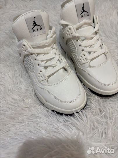 Кроссовки nike air jordan женские