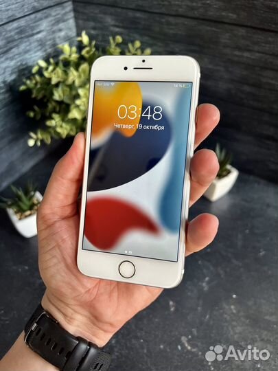 iPhone 7, 32 ГБ