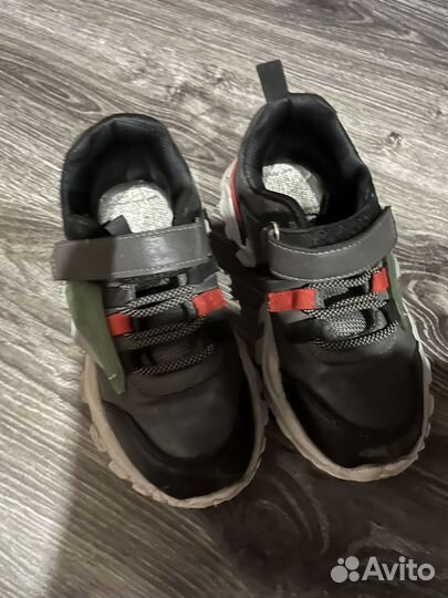 Кроссовки детские