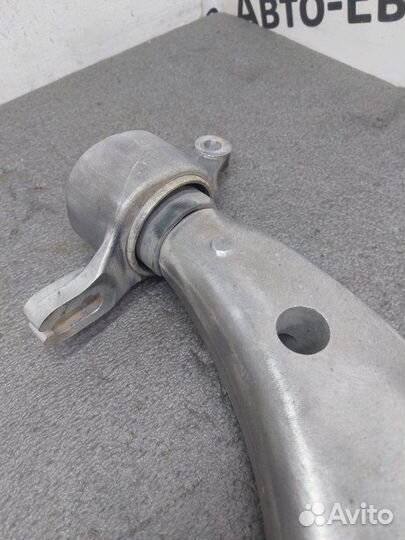 Рычаг передний правый Jeep Grand Cherokee WK2 3.0D