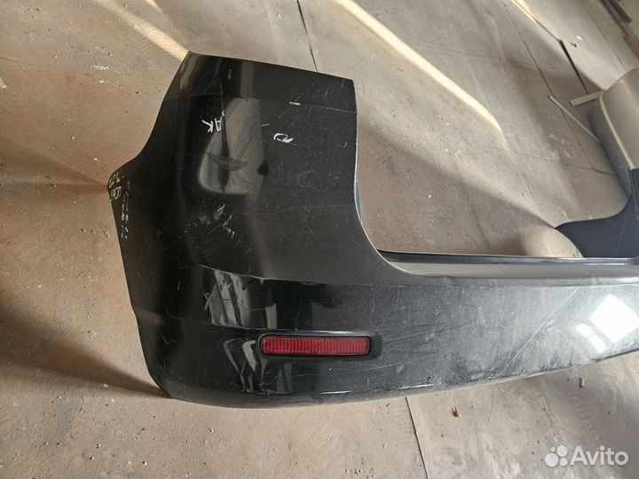 Бампер задний toyota corolla spacio NZE121