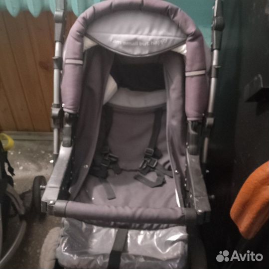 Коляска прогулочная