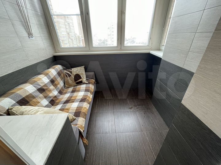 2-к. квартира, 72 м², 11/14 эт.