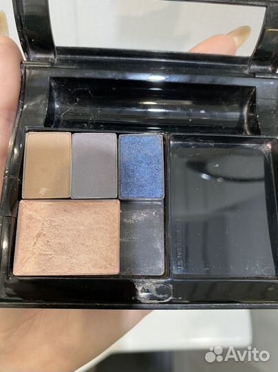 Футляр для теней и пудры Mary Kay