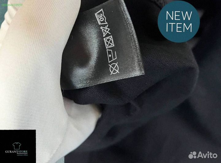 Эксклюзивная футболка Hello, my name is Vetements