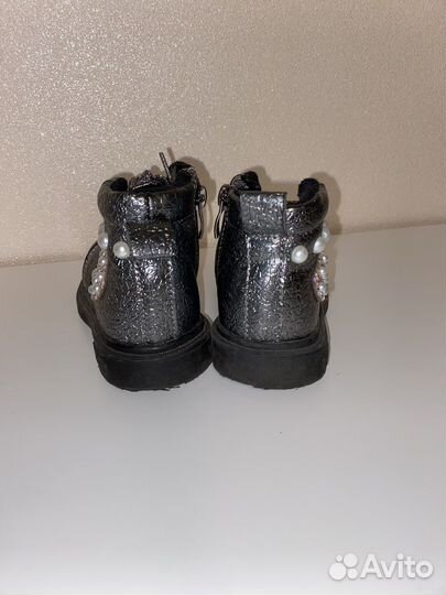 Ботинки для девочки 22