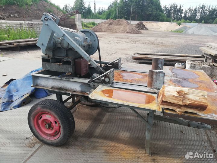 Станок для колки дров